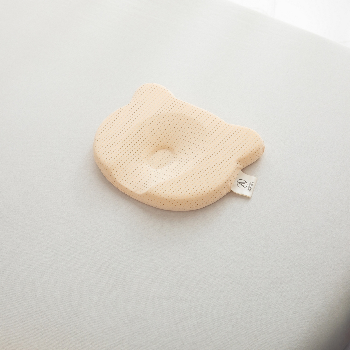 91家纺网 家纺一手货源 找家纺 九州枕芯 2026新款硅胶婴儿定型枕枕头枕芯 米色