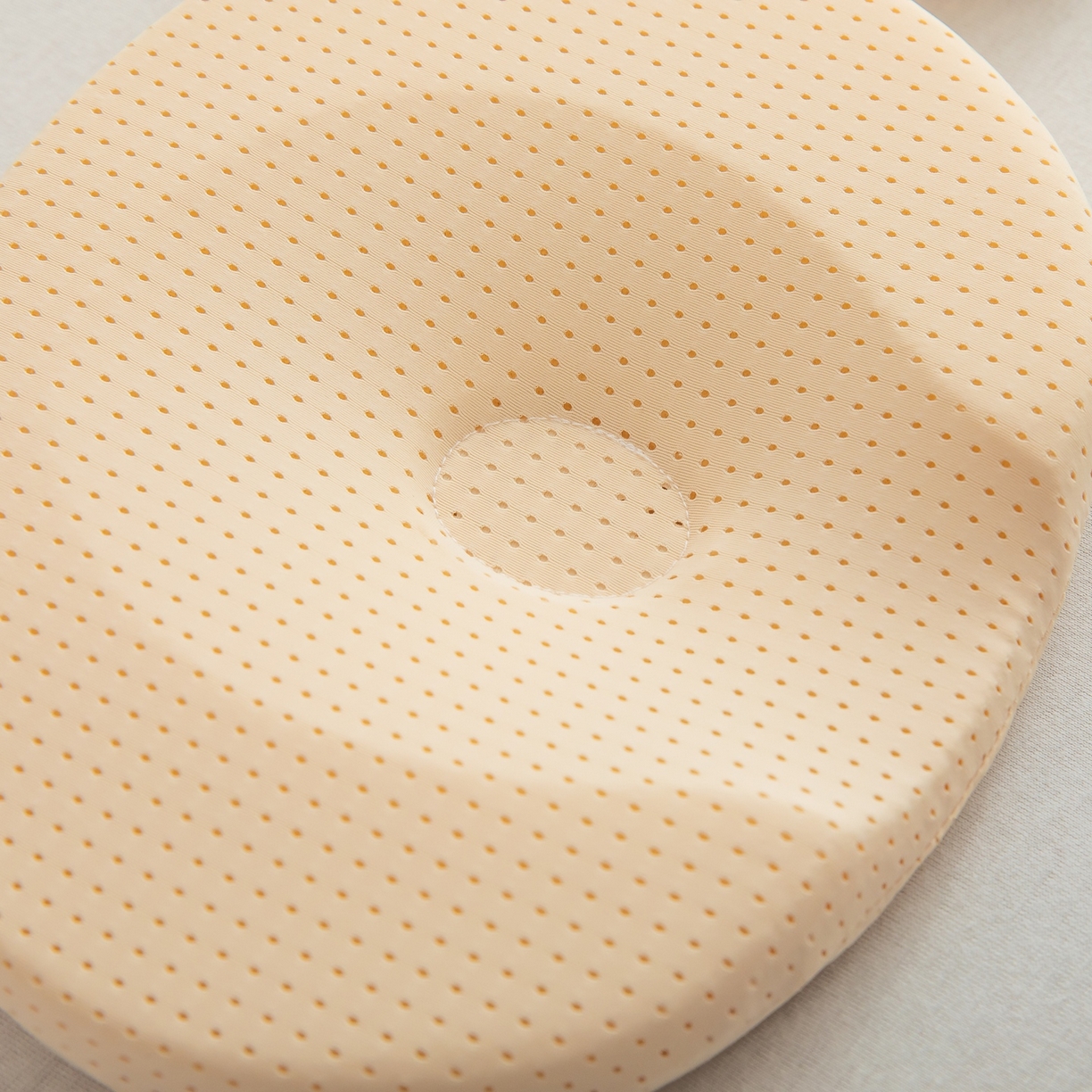 91家纺网 家纺一手货源 找家纺 九州枕芯 2026新款硅胶婴儿定型枕枕头枕芯 米色