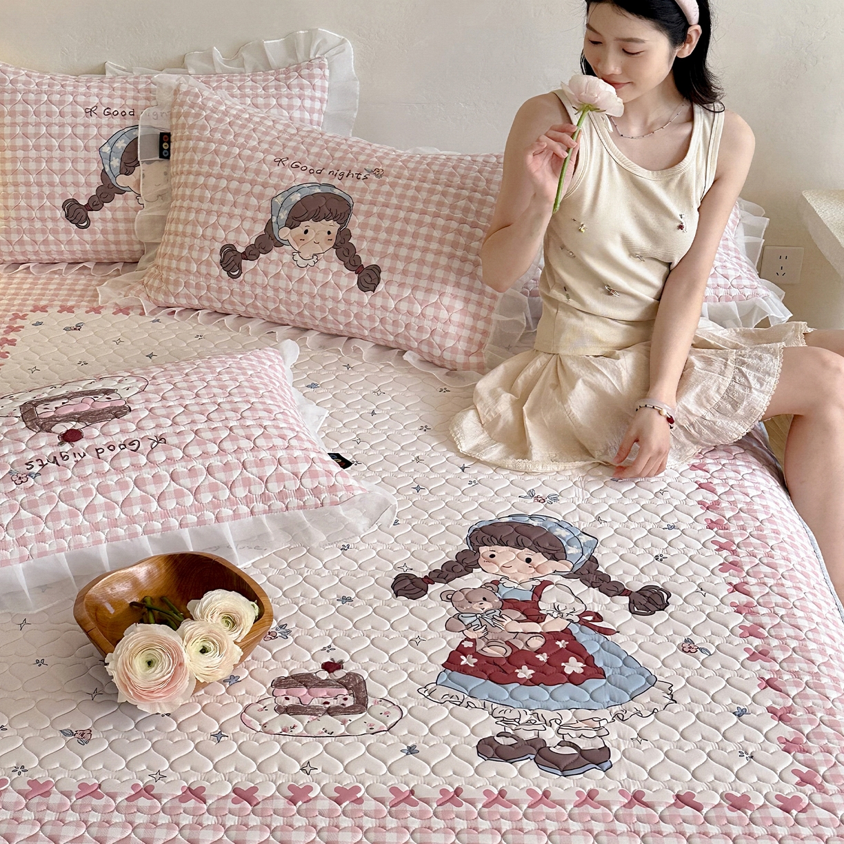 91家纺网 家纺一手货源 找家纺 （总）RYB红黄兰 2026新款ins床裙款大版冰皮凉感水洗乳胶加厚6mm凉席席子三件套