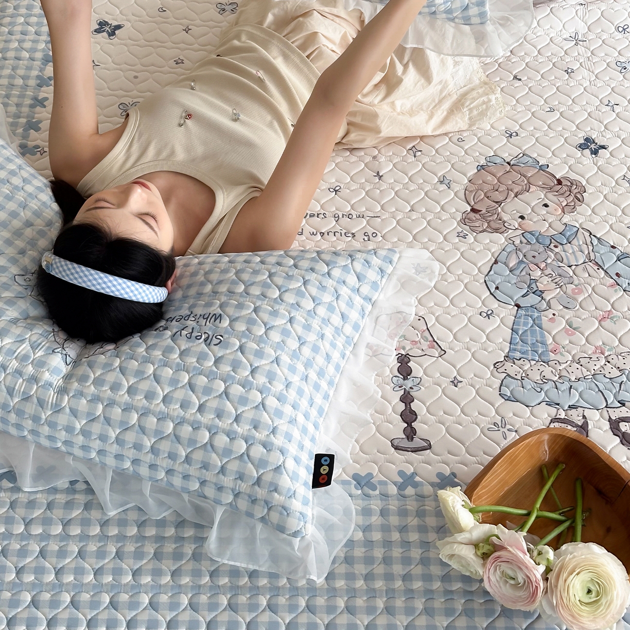 91家纺网 家纺一手货源 找家纺 RYB红黄兰 2026新款ins床裙款大版冰皮凉感水洗乳胶加厚6mm凉席席子三件套 海盐玛奇