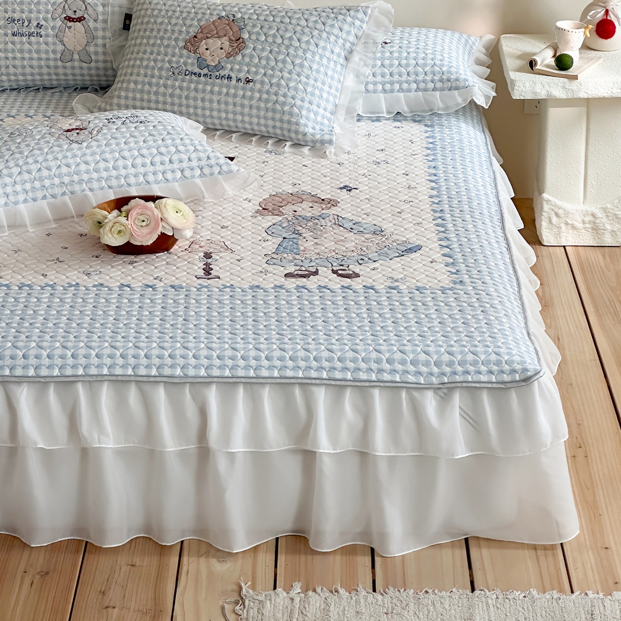 91家纺网 家纺一手货源 找家纺 RYB红黄兰 2026新款ins床裙款大版冰皮凉感水洗乳胶加厚6mm凉席席子三件套 海盐玛奇