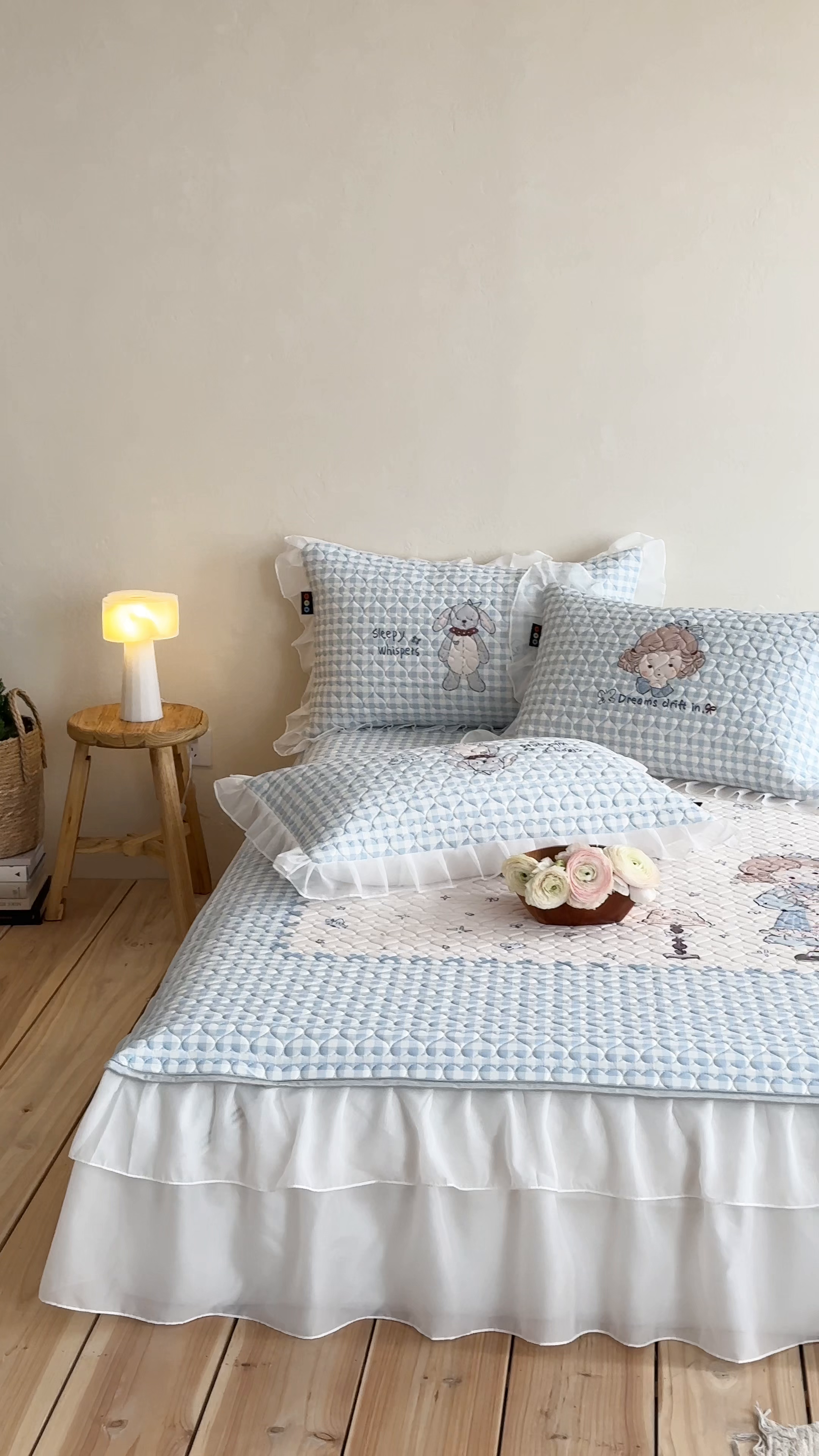 91家纺网 家纺一手货源 找家纺 RYB红黄兰 2026新款ins床裙款大版冰皮凉感水洗乳胶加厚6mm凉席席子三件套 海盐玛奇