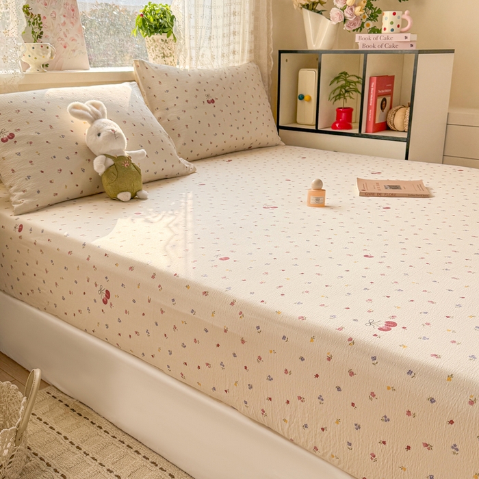 91家纺网 家纺一手货源 找家纺 丝芙妮家居 2026春夏新款皱皱棉双层纱泡芙棉床笠 床笠单件 樱桃