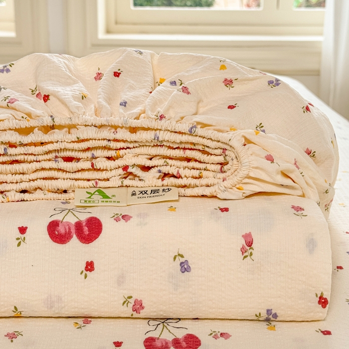 91家纺网 家纺一手货源 找家纺 丝芙妮家居 2026春夏新款皱皱棉双层纱泡芙棉床笠 床笠单件 组合图仅供展示不可下单