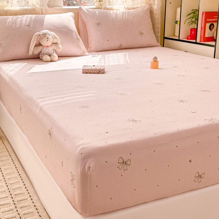 91家纺网 家纺一手货源 找家纺 丝芙妮家居 2026春夏新款皱皱棉双层纱泡芙棉床笠 床笠单件 云蝶-粉