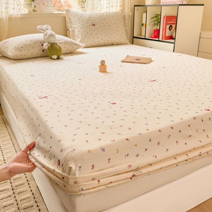 91家纺网 家纺一手货源 找家纺 丝芙妮家居 2026春夏新款皱皱棉双层纱泡芙棉床笠 床笠单件 樱桃