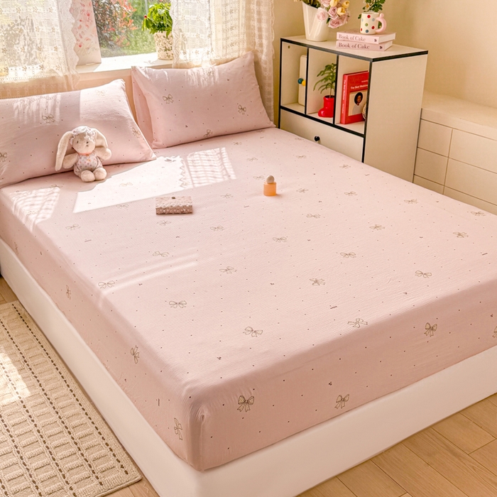 91家纺网 家纺一手货源 找家纺 丝芙妮家居 2026春夏新款皱皱棉双层纱泡芙棉床笠 床笠单件 云蝶-粉