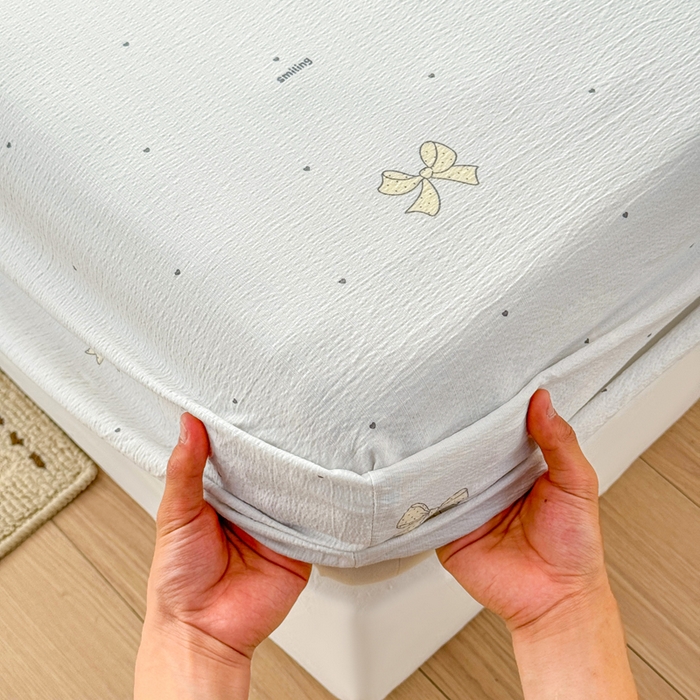 91家纺网 家纺一手货源 找家纺 丝芙妮家居 2026春夏新款皱皱棉双层纱泡芙棉床笠 床笠单件 云蝶-兰