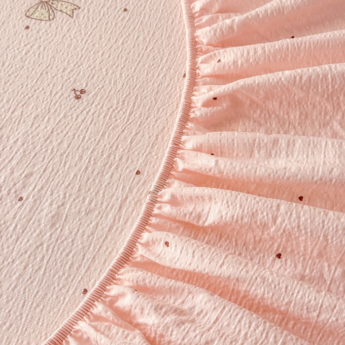 91家纺网 家纺一手货源 找家纺 丝芙妮家居 2026春夏新款皱皱棉双层纱泡芙棉床笠 床笠单件 云蝶-粉