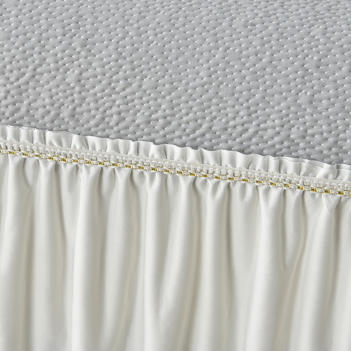 91家纺网 家纺一手货源 找家纺 民新家纺 2026新款3D立体冰豆豆凉席席子床裙三件套 香漫-灰