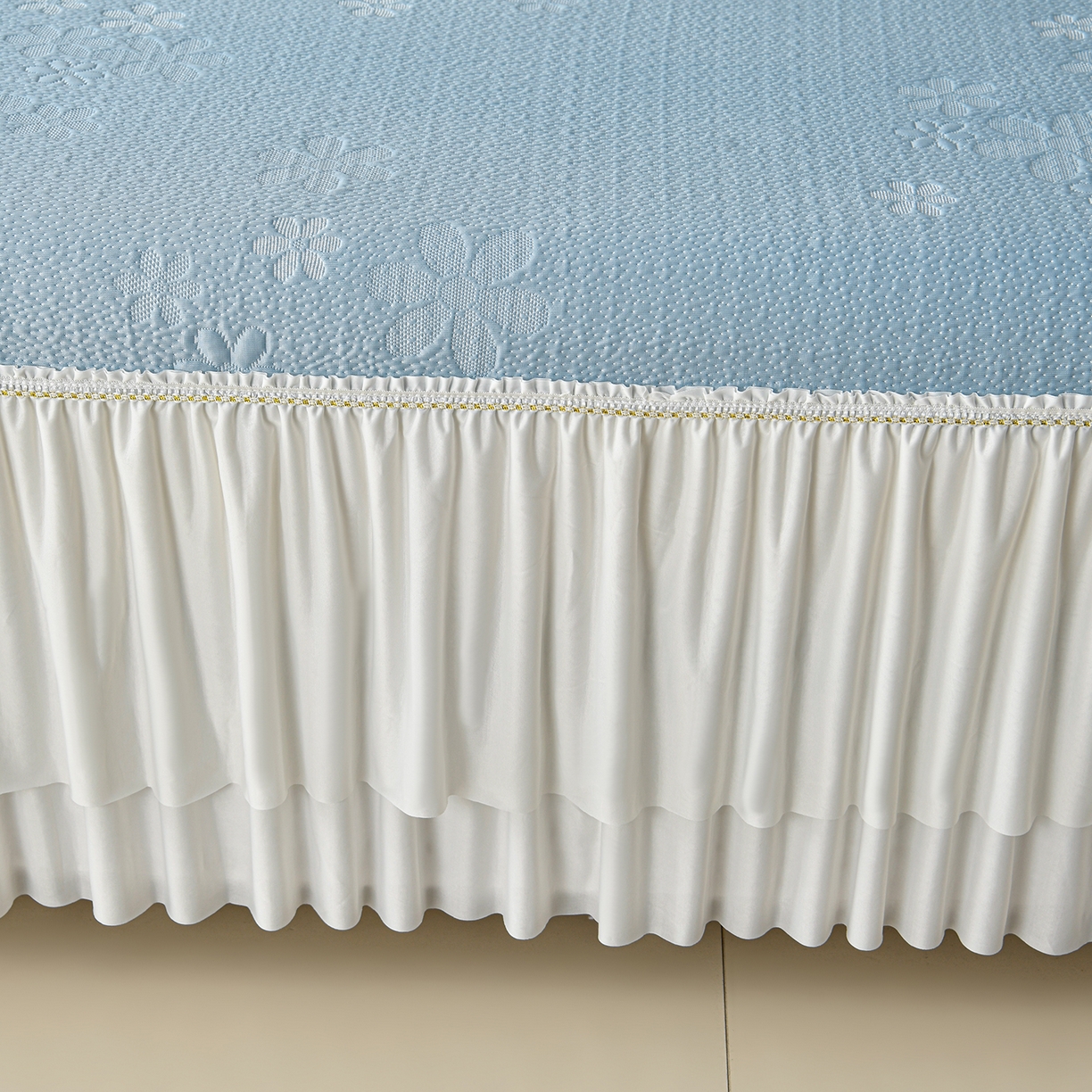 91家纺网 家纺一手货源 找家纺 民新家纺 2026新款3D立体冰豆豆凉席席子床裙三件套 香漫-蓝