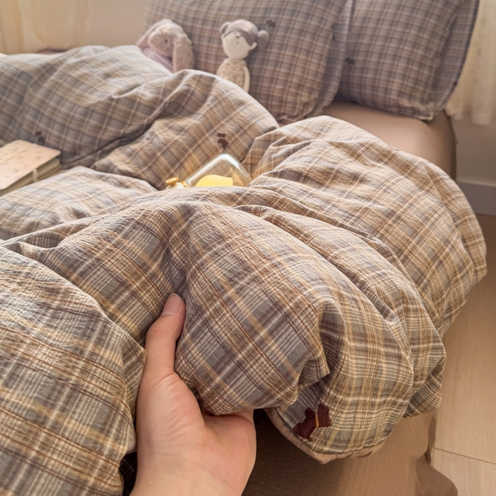 91家纺网 家纺一手货源 找家纺 丝芙妮家居 2026春夏新款皱皱棉双层纱泡芙棉四件套 顽宠