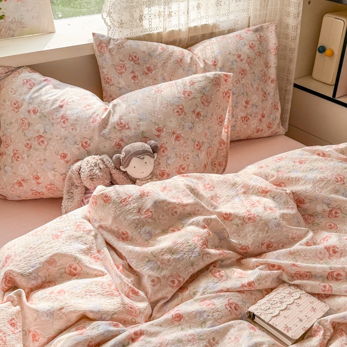 91家纺网 家纺一手货源 找家纺 丝芙妮家居 2026春夏新款皱皱棉双层纱泡芙棉四件套 花簇