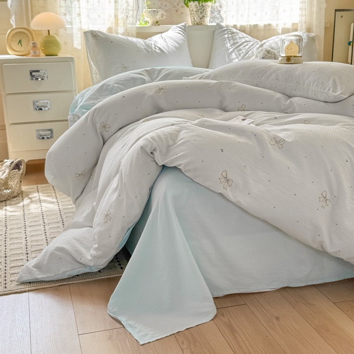 91家纺网 家纺一手货源 找家纺 丝芙妮家居 2026春夏新款皱皱棉双层纱泡芙棉四件套 云蝶-兰