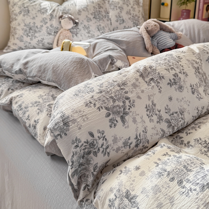 91家纺网 家纺一手货源 找家纺 丝芙妮家居 2026春夏新款皱皱棉双层纱泡芙棉四件套 雅蔓