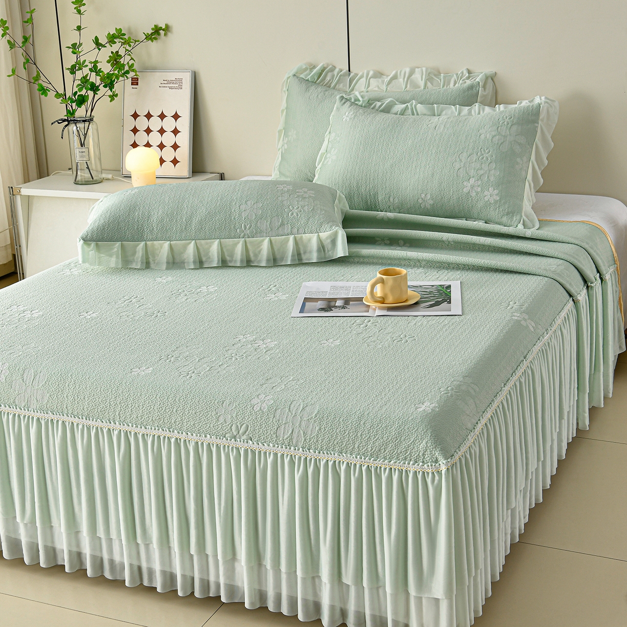 91家纺网 家纺一手货源 找家纺 民新家纺 2026新款3D立体冰豆豆凉席席子床裙三件套 香漫-绿