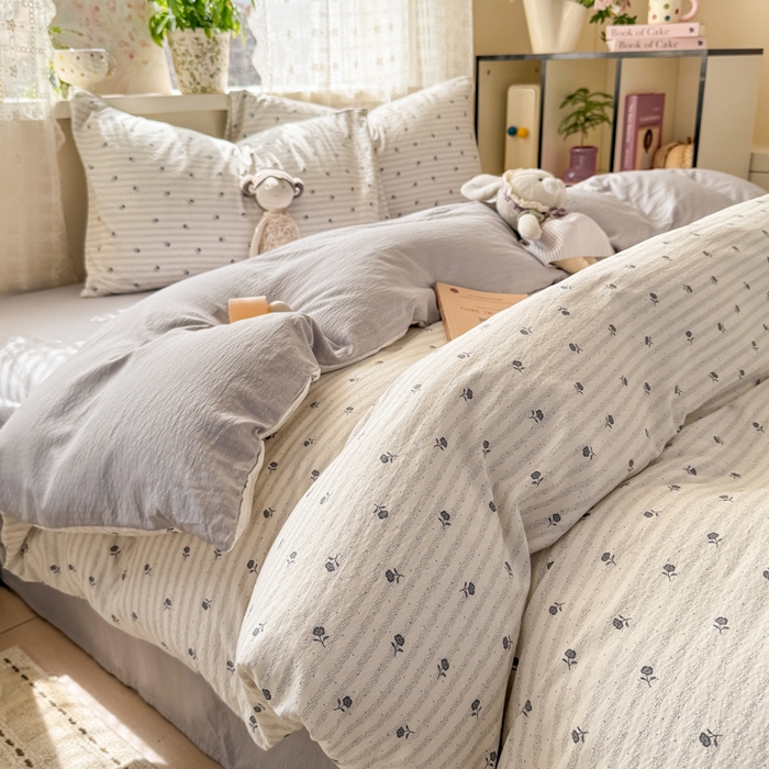 91家纺网 家纺一手货源 找家纺 丝芙妮家居 2026春夏新款皱皱棉双层纱泡芙棉四件套 知锦