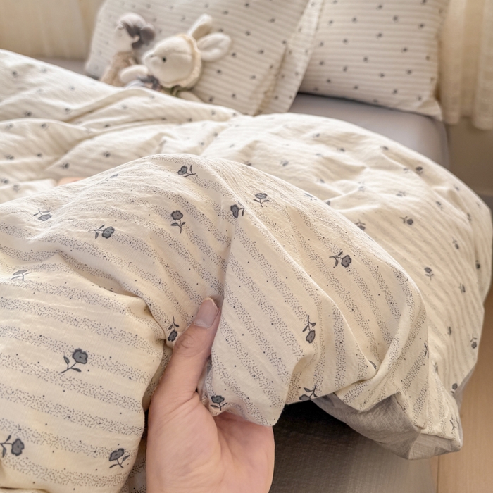 91家纺网 家纺一手货源 找家纺 丝芙妮家居 2026春夏新款皱皱棉双层纱泡芙棉四件套 知锦