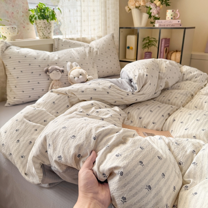 91家纺网 家纺一手货源 找家纺 丝芙妮家居 2026春夏新款皱皱棉双层纱泡芙棉四件套 知锦