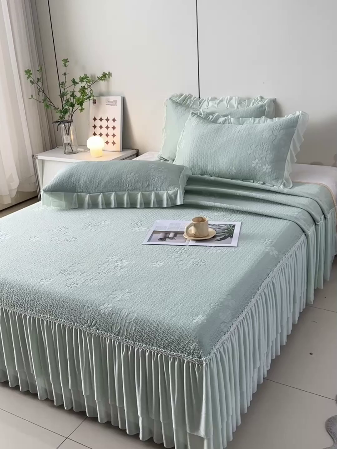 91家纺网 家纺一手货源 找家纺 民新家纺 2026新款3D立体冰豆豆凉席席子床裙三件套 香漫-绿