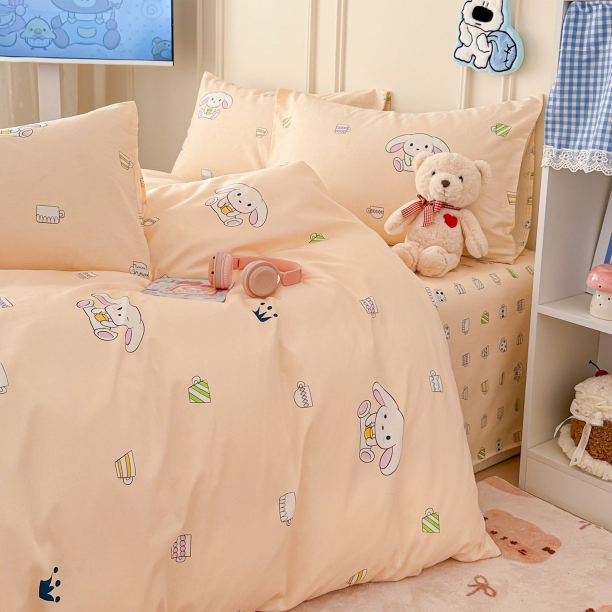 91家纺网 家纺一手货源 找家纺 女子家纺 2026新款全棉纯棉12868卡通印花四件套 大耳朵兔兔