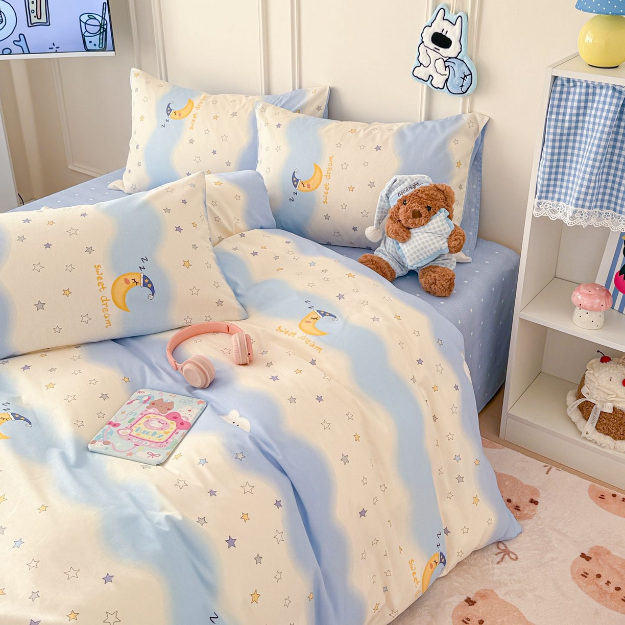 91家纺网 家纺一手货源 找家纺 女子家纺 2026新款全棉纯棉12868卡通印花四件套 星夜星浪