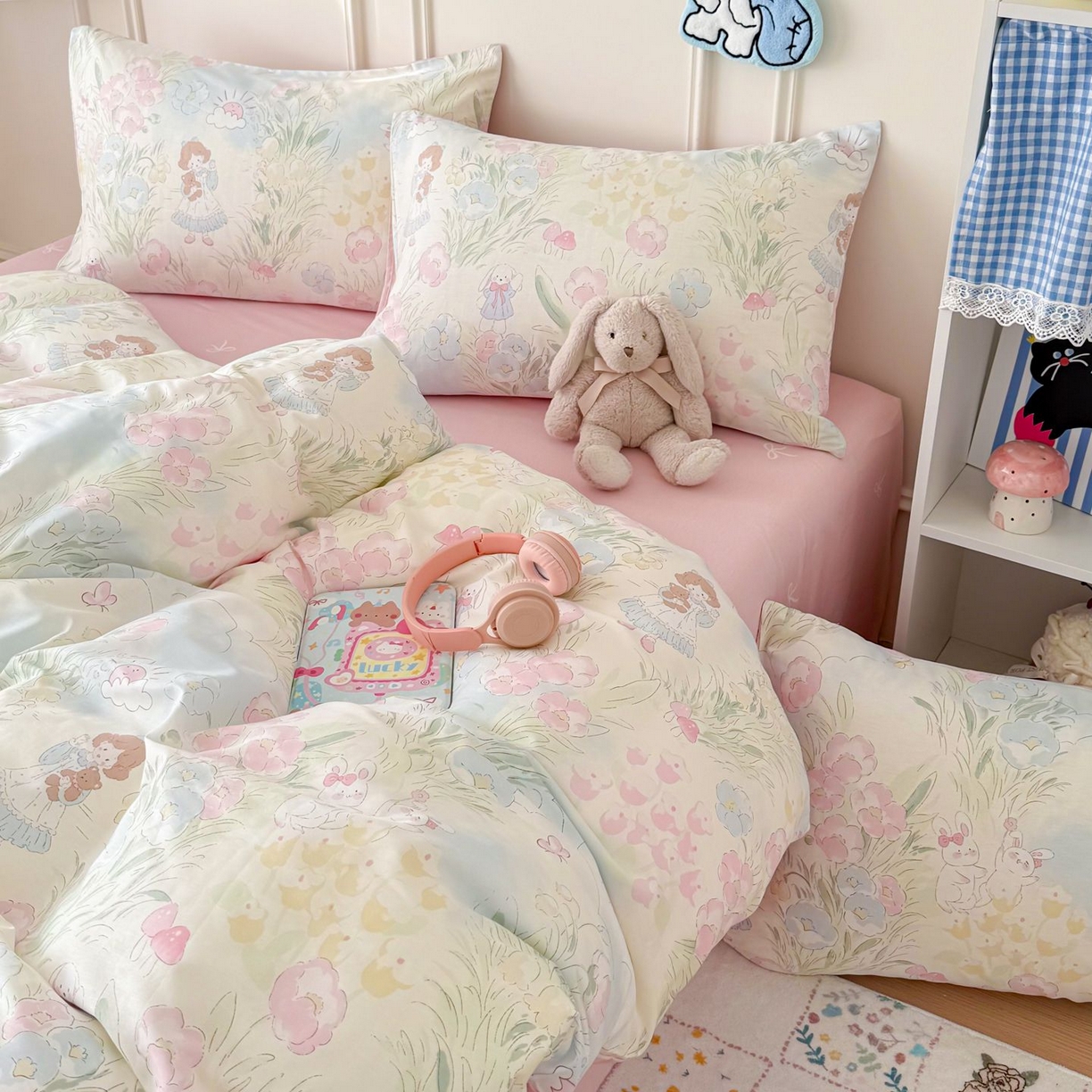 91家纺网 家纺一手货源 找家纺 女子家纺 2026新款全棉纯棉12868卡通印花四件套 花海童话