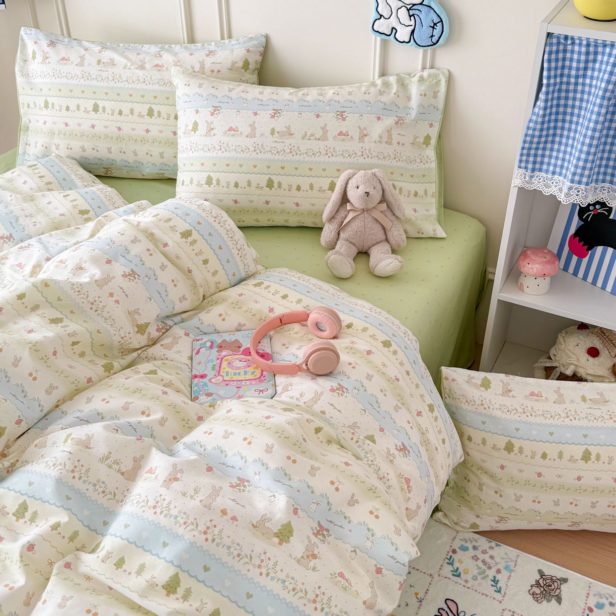 91家纺网 家纺一手货源 找家纺 女子家纺 2026新款全棉纯棉12868卡通印花四件套 青柠蓝花