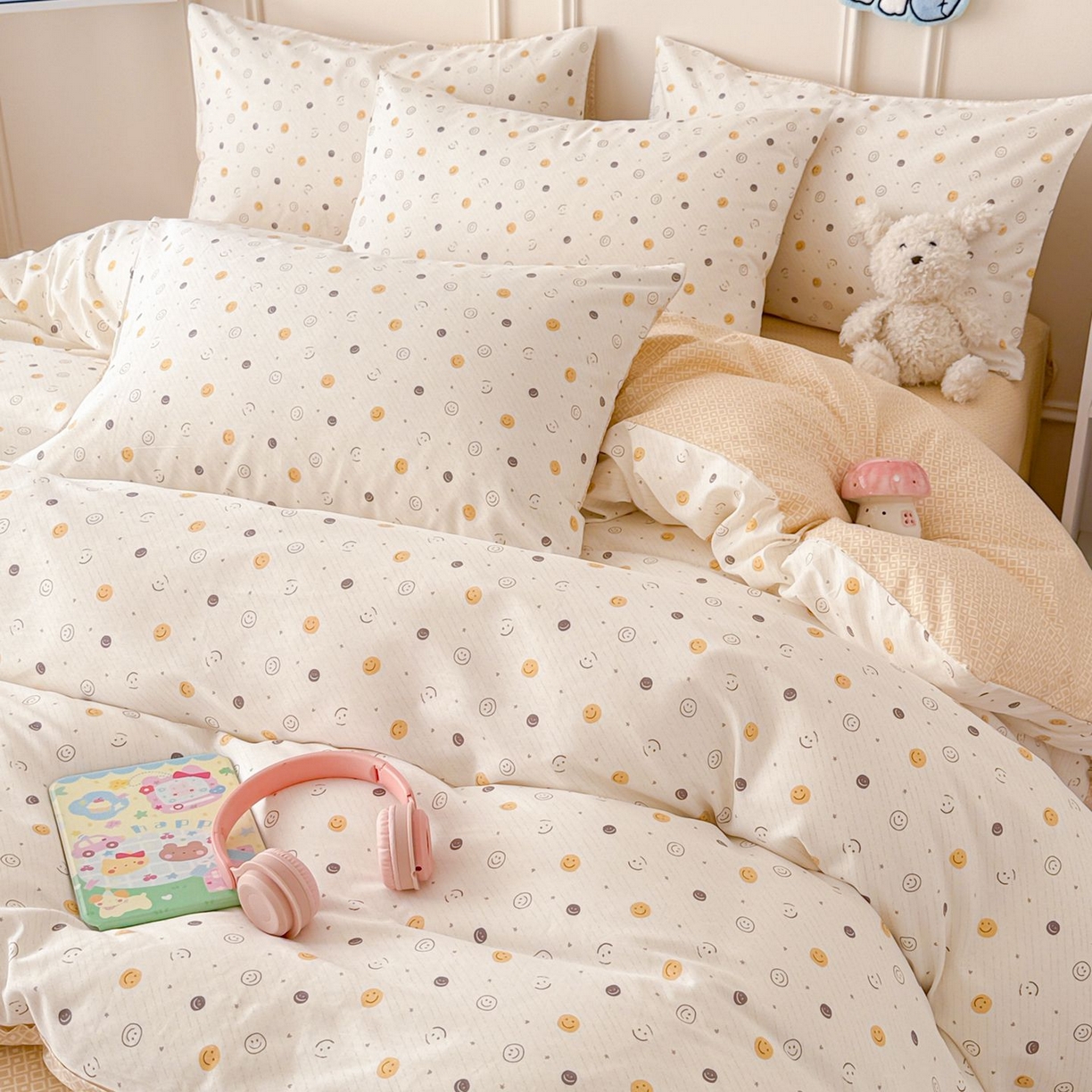 91家纺网 家纺一手货源 找家纺 女子家纺 2026新款全棉纯棉12868卡通印花四件套 小微笑