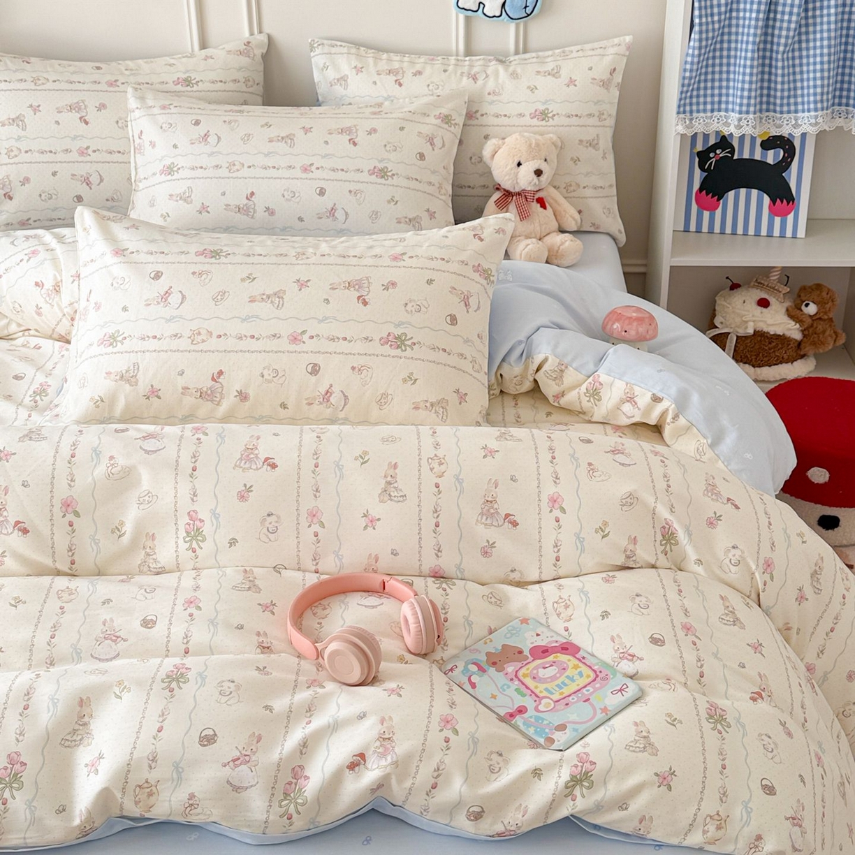 91家纺网 家纺一手货源 找家纺 女子家纺 2026新款全棉纯棉12868卡通印花四件套 兔与花