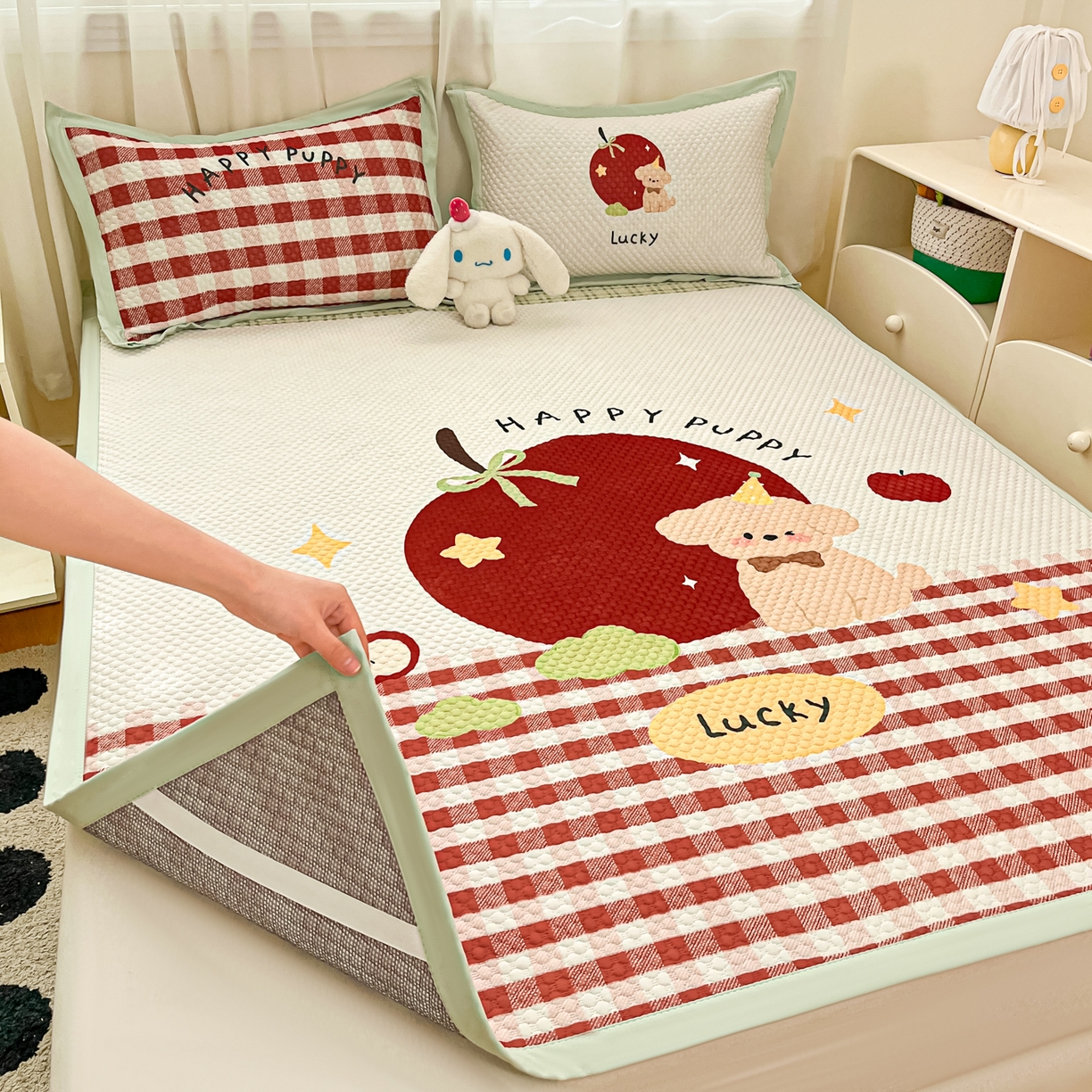 91家纺网 家纺一手货源 找家纺 寐居家纺 2026新款冰豆豆大版系列凉席席子 苹果狗