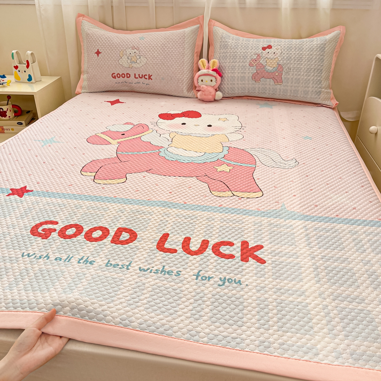 91家纺网 家纺一手货源 找家纺 寐居家纺 2026新款冰豆豆大版系列凉席席子 星星木马