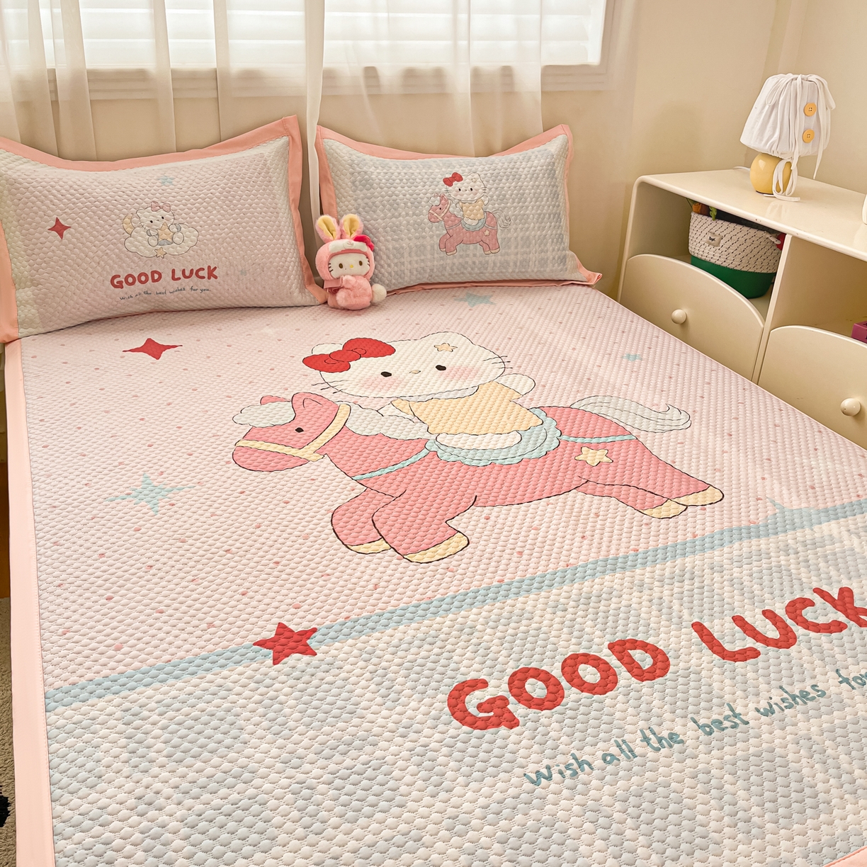 91家纺网 家纺一手货源 找家纺 寐居家纺 2026新款冰豆豆大版系列凉席席子 星星木马