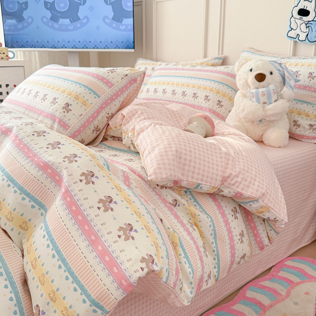 女子家纺 2026新款全棉纯棉12868卡通印花四件套 彩条马仔