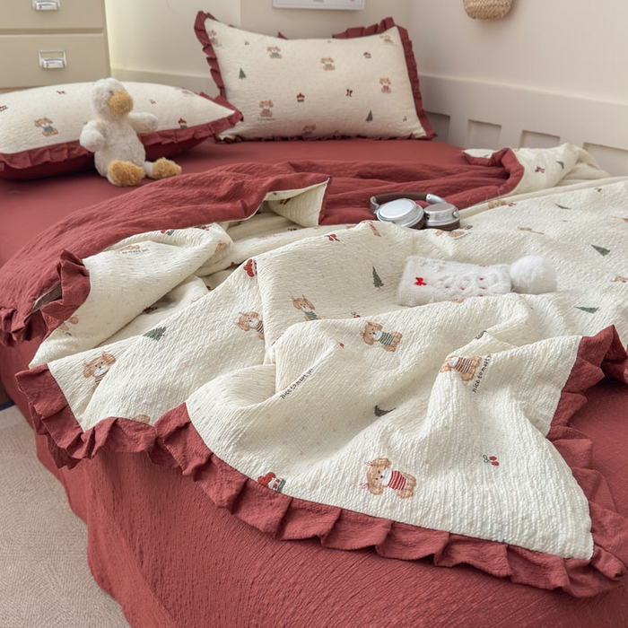 91家纺网 家纺一手货源 找家纺 迪梦姿家纺 2026新款泡芙纱花边款夏被四件套-款式二 圣诞狗棕红