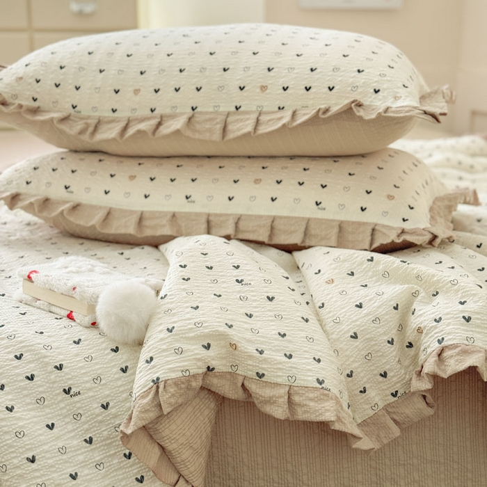 91家纺网 家纺一手货源 找家纺 迪梦姿家纺 2026新款泡芙纱花边款夏被四件套-款式二 心相印奶咖