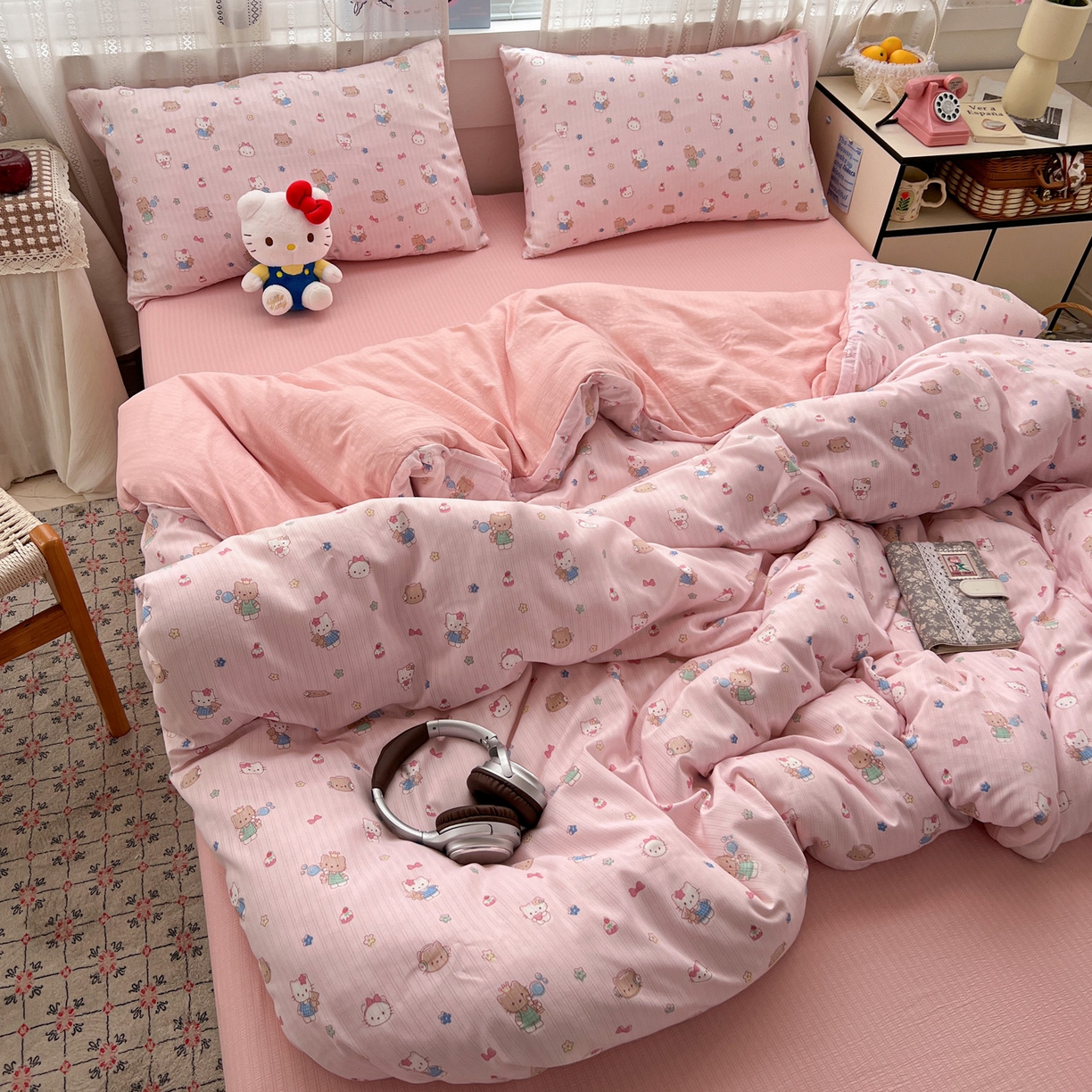 91家纺网 家纺一手货源 找家纺 王朝国际 2026新款A类彩竺棉印花四件套 粉KT