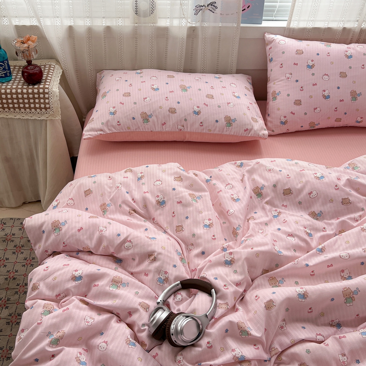 91家纺网 家纺一手货源 找家纺 王朝国际 2026新款A类彩竺棉印花四件套 粉KT