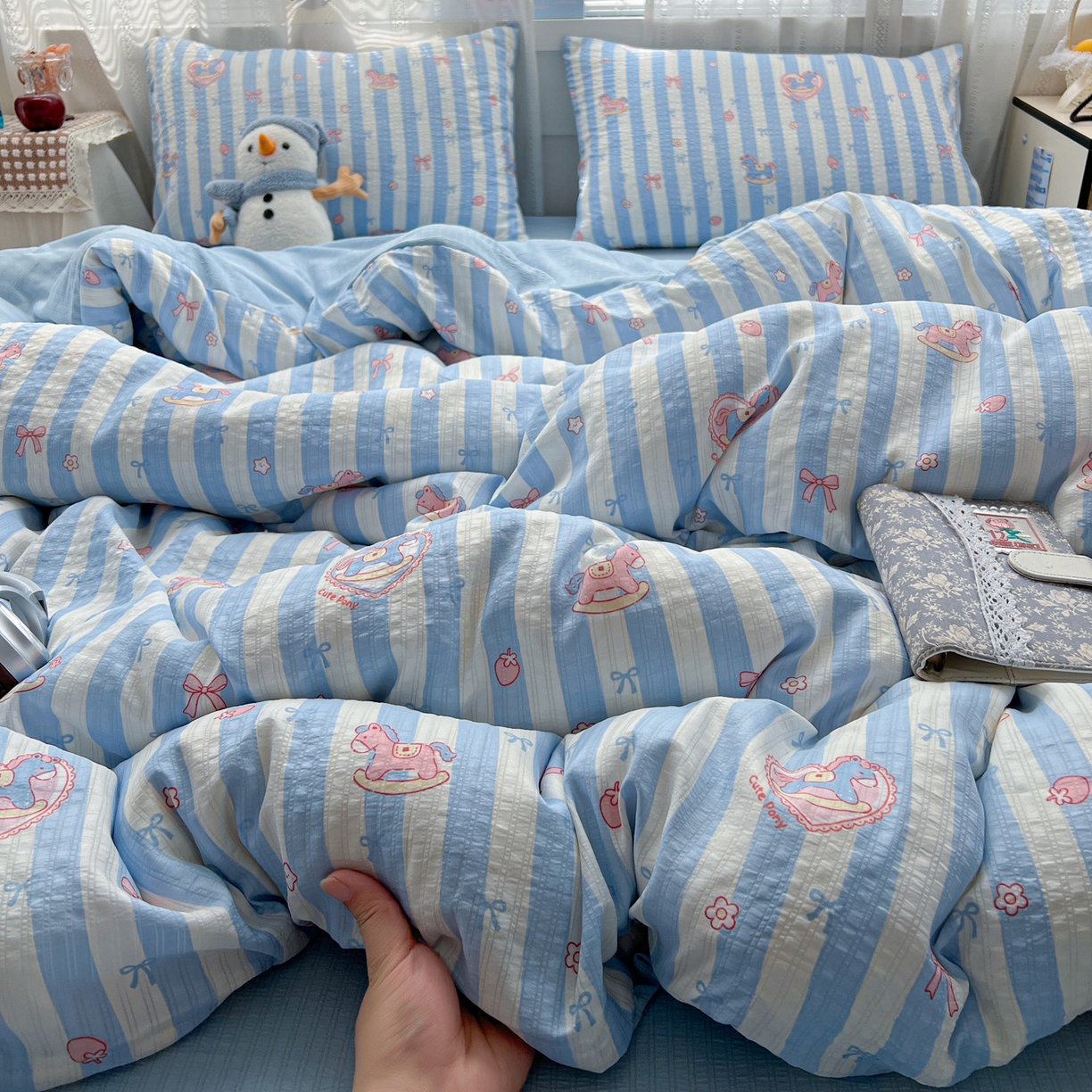 91家纺网 家纺一手货源 找家纺 王朝国际 2026新款A类彩竺棉印花四件套 开心马