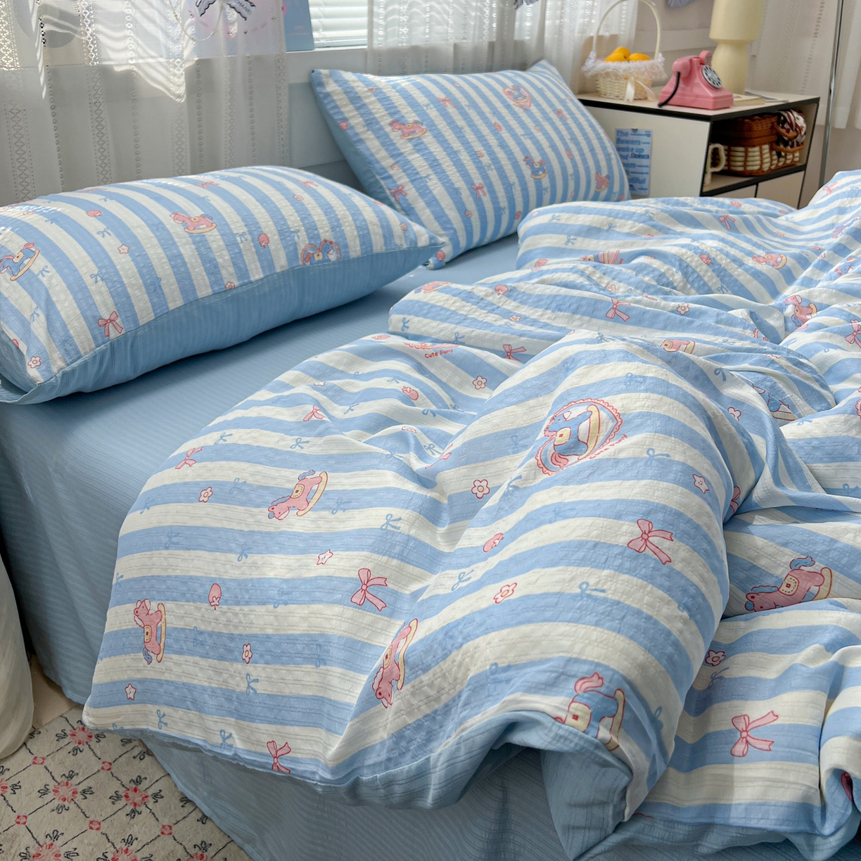 91家纺网 家纺一手货源 找家纺 王朝国际 2026新款A类彩竺棉印花四件套 开心马