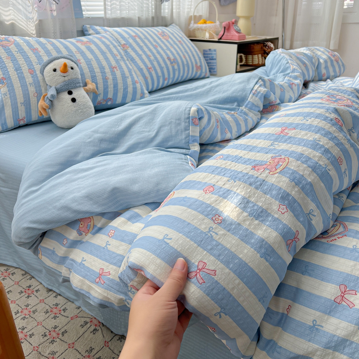 91家纺网 家纺一手货源 找家纺 王朝国际 2026新款A类彩竺棉印花四件套 开心马