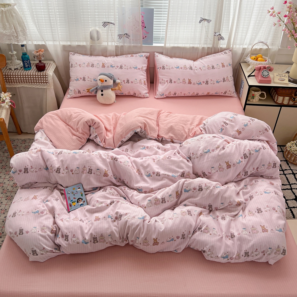 91家纺网 家纺一手货源 找家纺 王朝国际 2026新款A类彩竺棉印花四件套 萌宠乐园