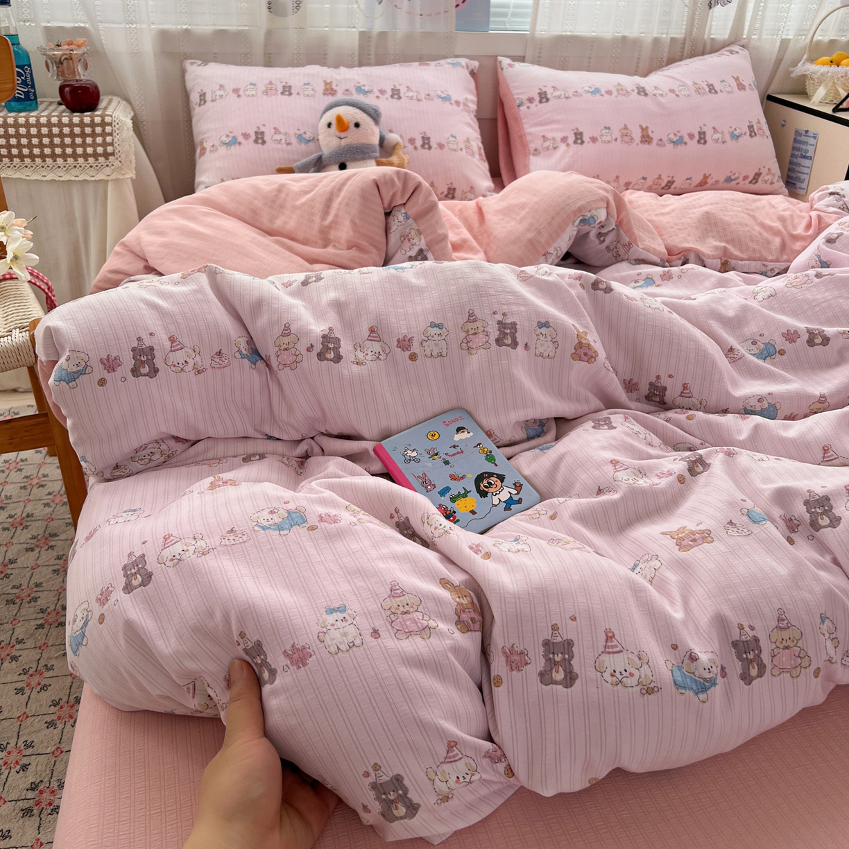 91家纺网 家纺一手货源 找家纺 王朝国际 2026新款A类彩竺棉印花四件套 萌宠乐园