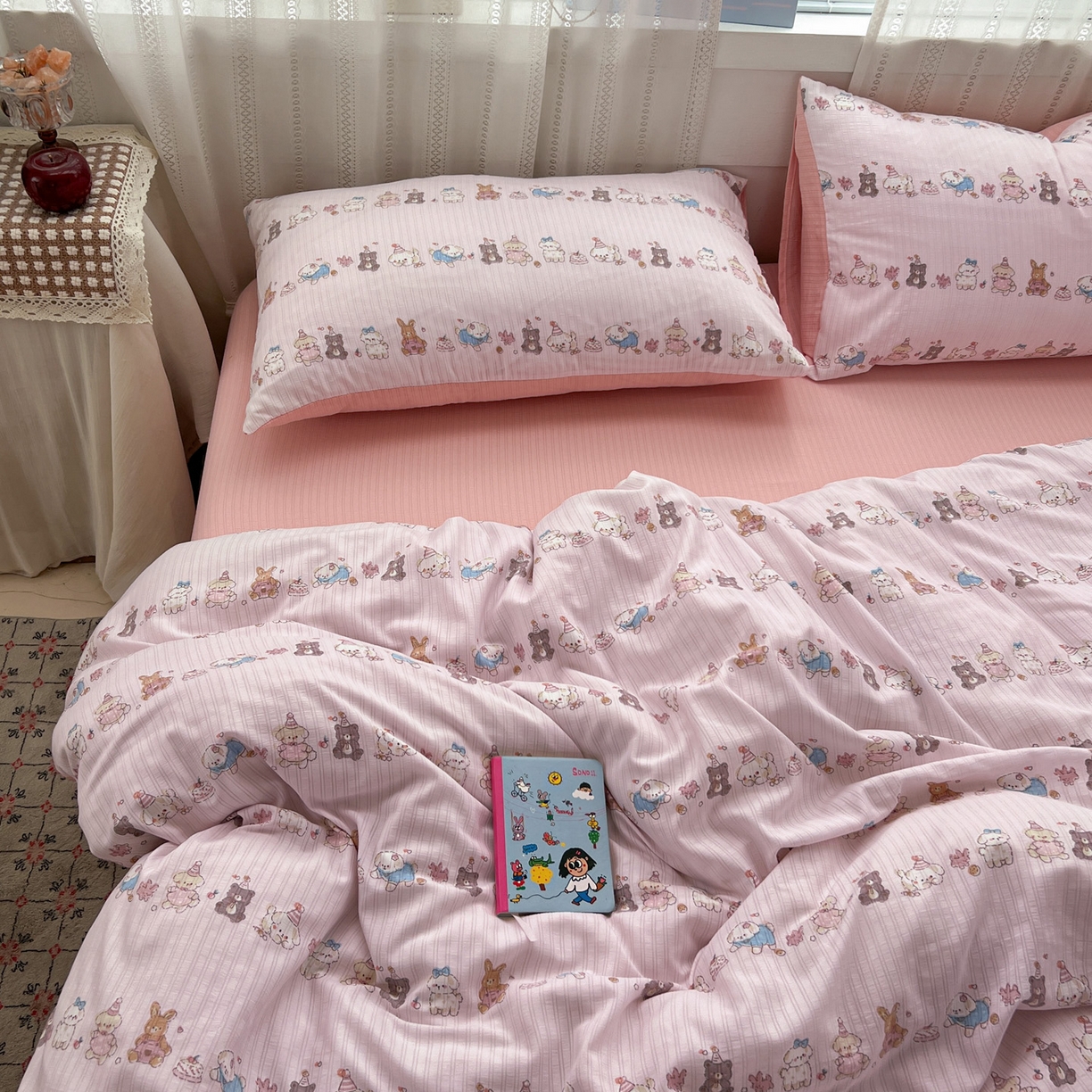 91家纺网 家纺一手货源 找家纺 王朝国际 2026新款A类彩竺棉印花四件套 萌宠乐园