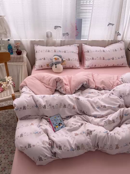 91家纺网 家纺一手货源 找家纺 王朝国际 2026新款A类彩竺棉印花四件套 萌宠乐园