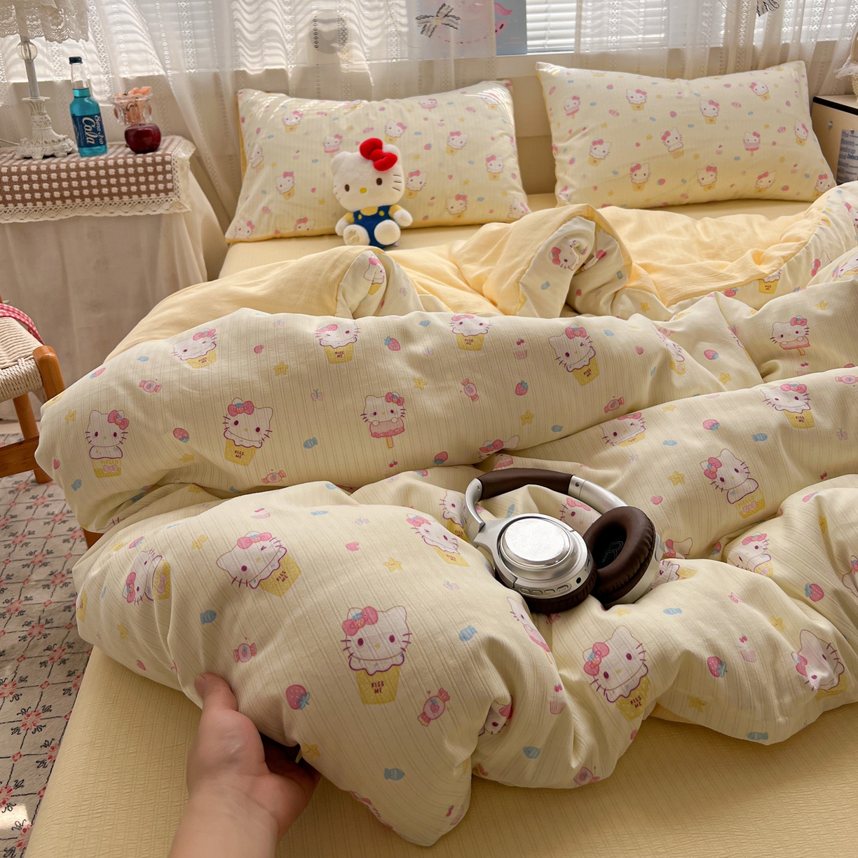 91家纺网 家纺一手货源 找家纺 王朝国际 2026新款A类彩竺棉印花四件套 芝士猫