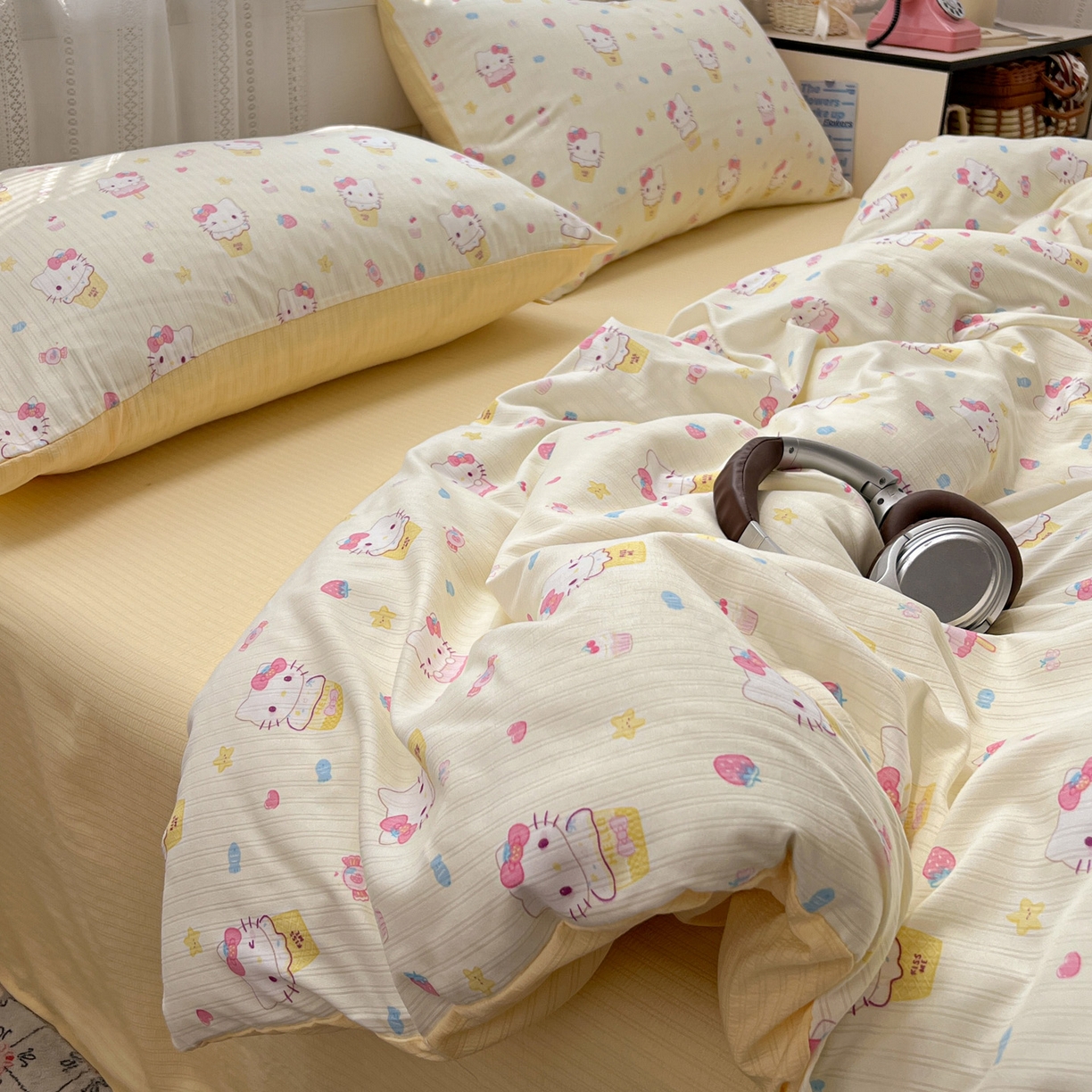 91家纺网 家纺一手货源 找家纺 王朝国际 2026新款A类彩竺棉印花四件套 芝士猫