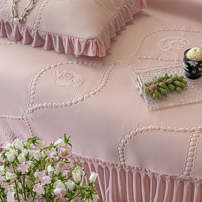 91家纺网 家纺一手货源 找家纺 赫本家纺  2026新款PE高分子单泡提花凉感复合凉席三件套 青屿晚风-粉（三明治复合）