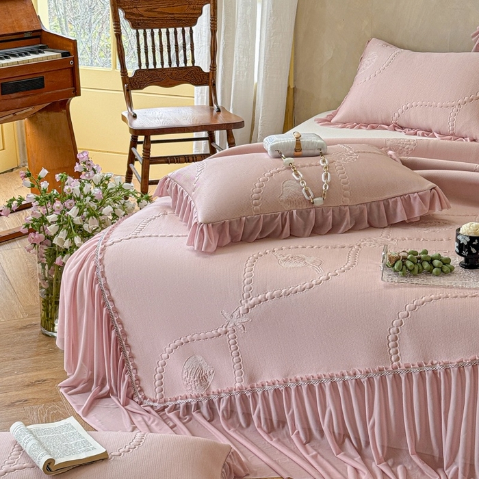 91家纺网 家纺一手货源 找家纺 赫本家纺  2026新款PE高分子单泡提花凉感复合凉席三件套 青屿晚风-粉（三明治复合）