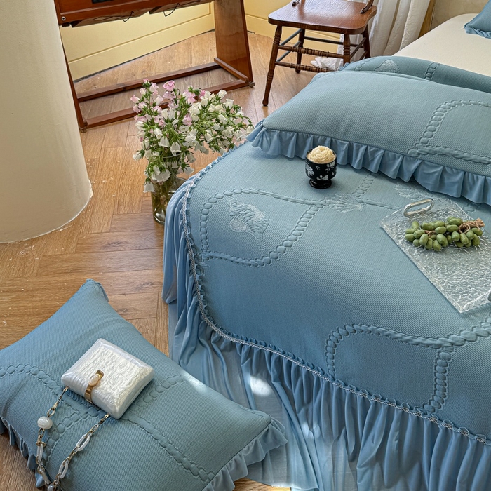 91家纺网 家纺一手货源 找家纺 赫本家纺  2026新款PE高分子单泡提花凉感复合凉席三件套 青屿晚风-蓝（三明治复合）